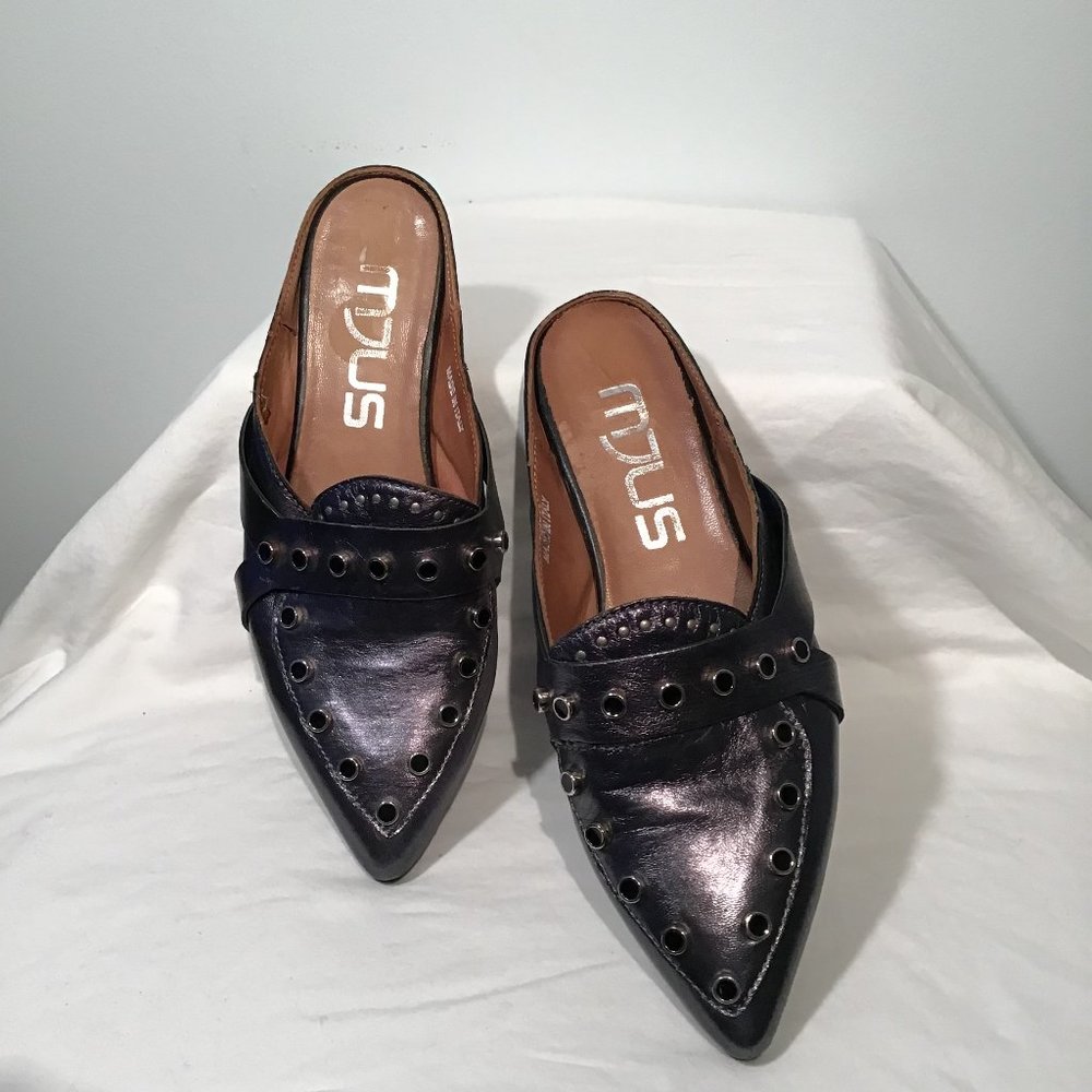 MJUS Metallic Mules with Grommet and Stud Details Size 6